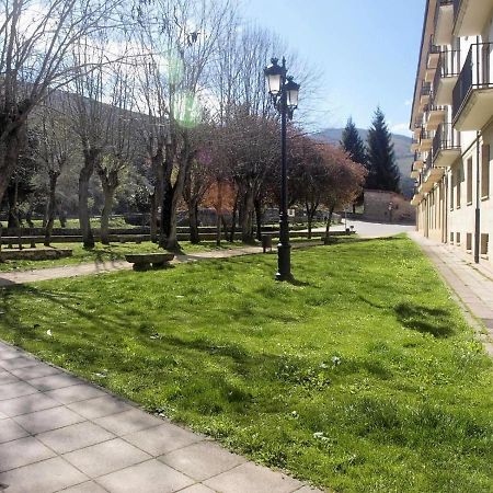 Apartamento Pet Friendly En Ezcaray, Con Piscina Exterior foto